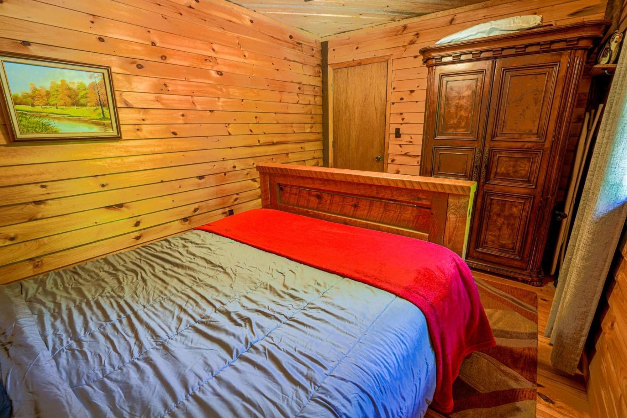 The Big Little Cabin - Hot Tub & Playground ดาห์ลอนีกา ภายนอก รูปภาพ
