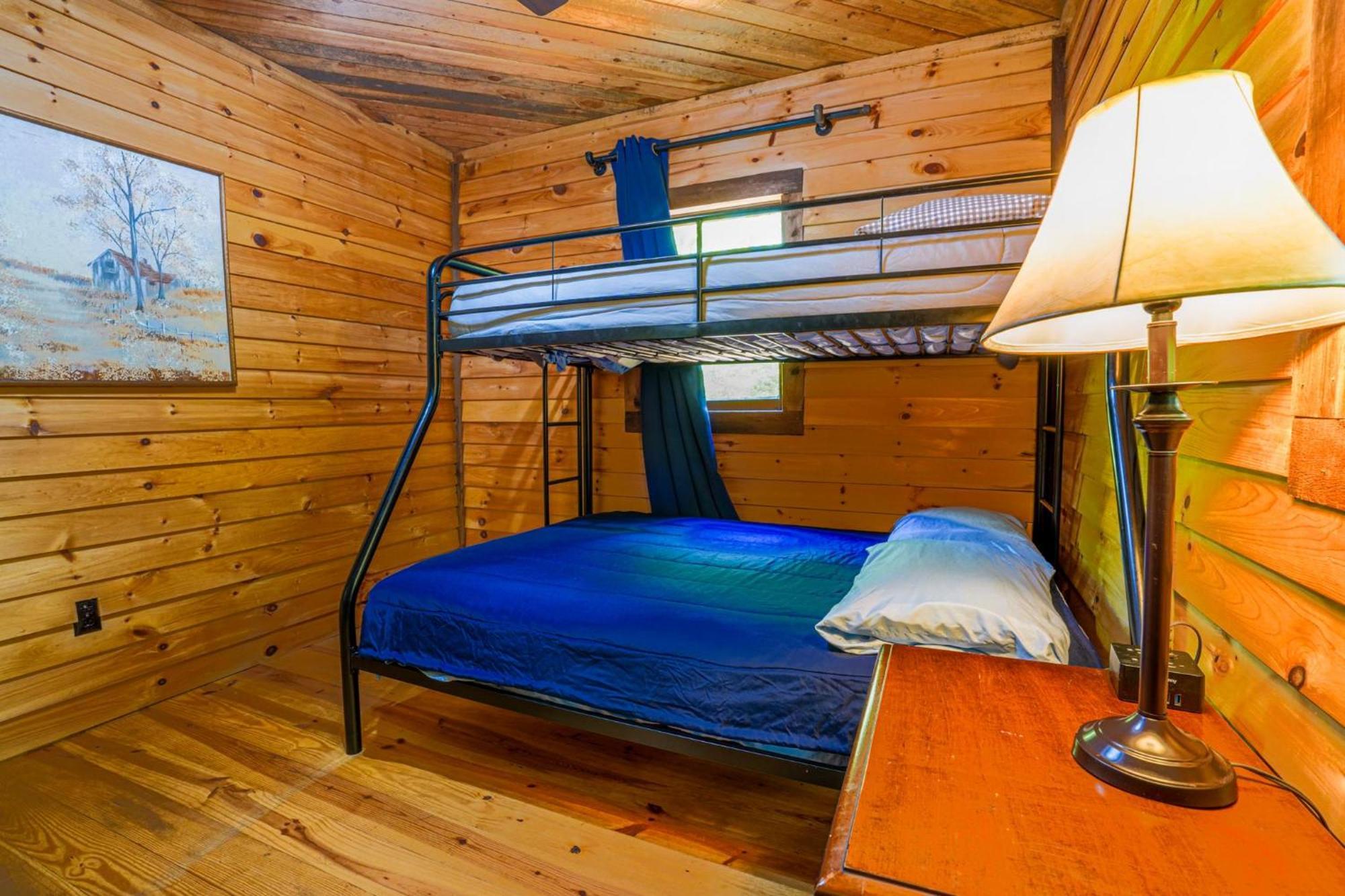 The Big Little Cabin - Hot Tub & Playground ดาห์ลอนีกา ภายนอก รูปภาพ