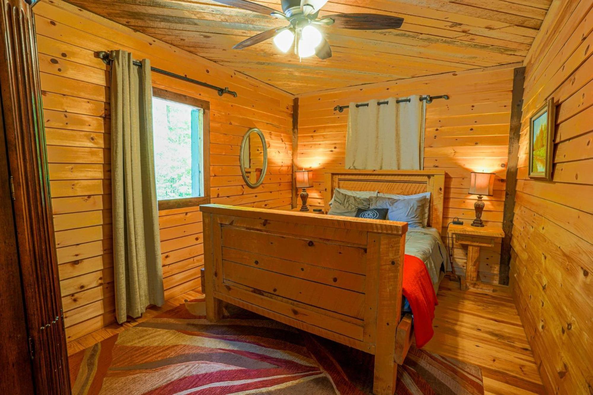 The Big Little Cabin - Hot Tub & Playground ดาห์ลอนีกา ภายนอก รูปภาพ